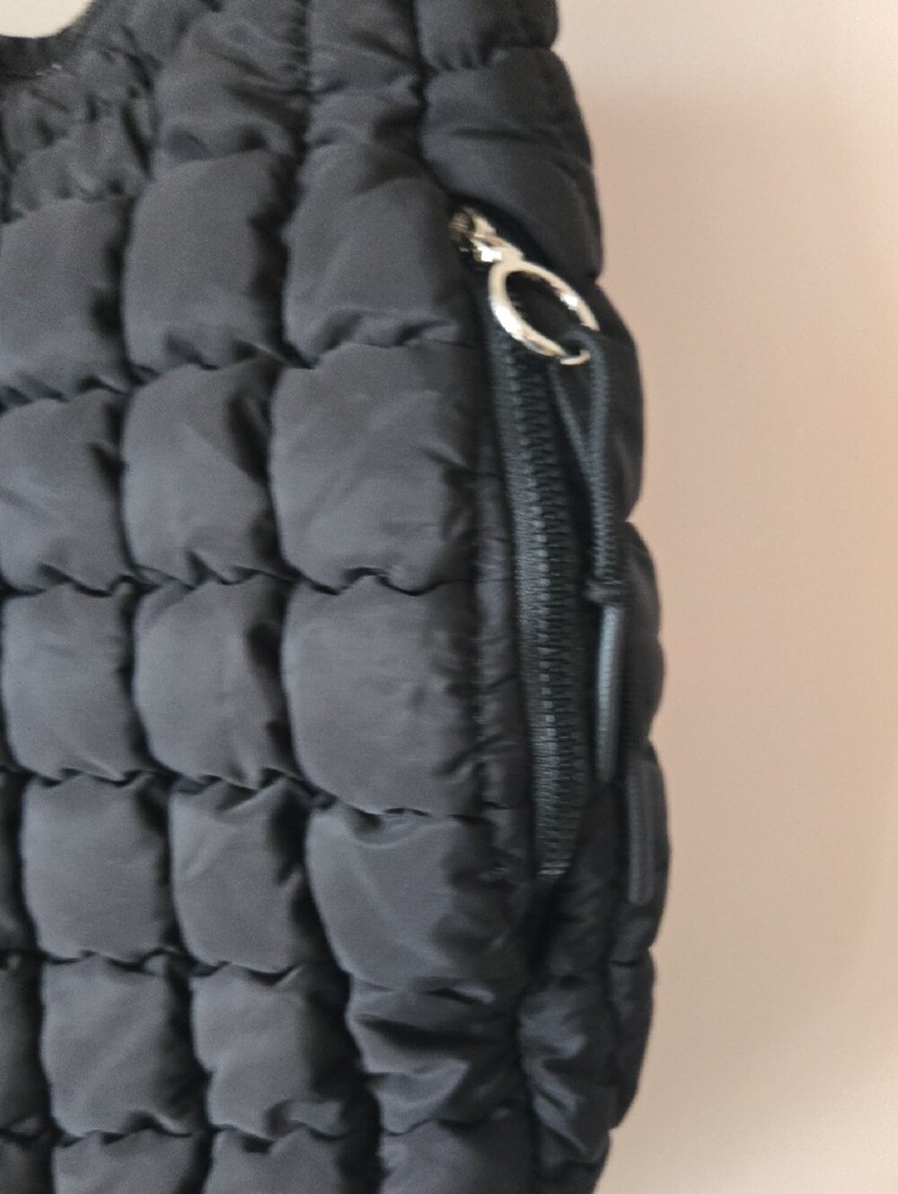 Large Puffer Quilted Crossbody Tote Bag - Picture 2 of 5